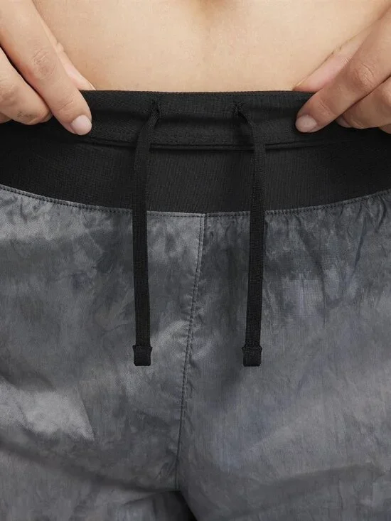 Nike Trail Repel 3" Mid-Rise Brief Shorts Women FN2647 - Picture 8 of 9